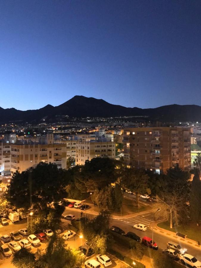 Holiday Apartment Edificio Iris, BenalmáDena ベナルマデナ エクステリア 写真
