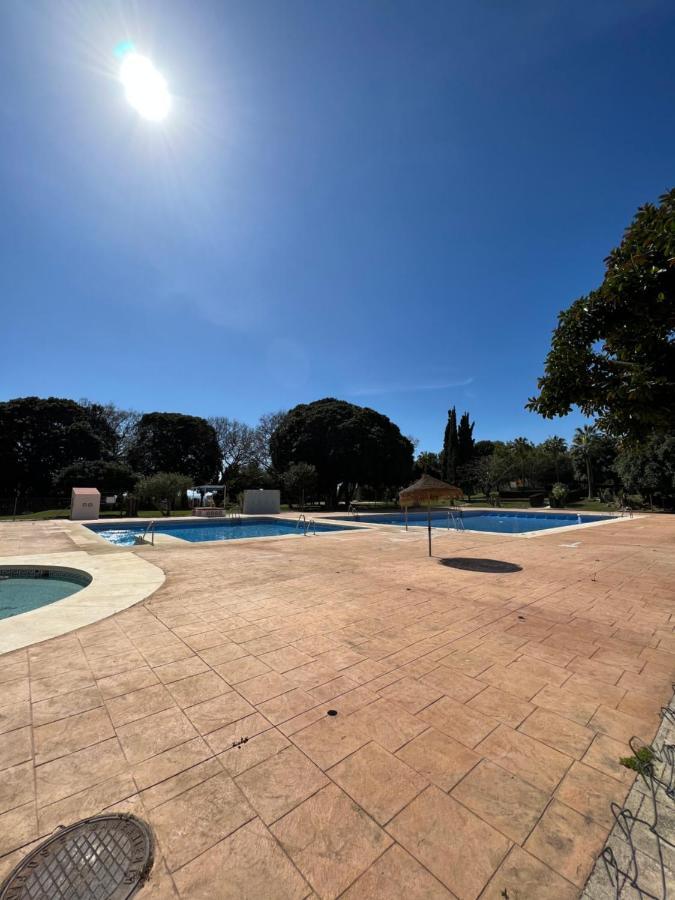 Holiday Apartment Edificio Iris, BenalmáDena ベナルマデナ エクステリア 写真