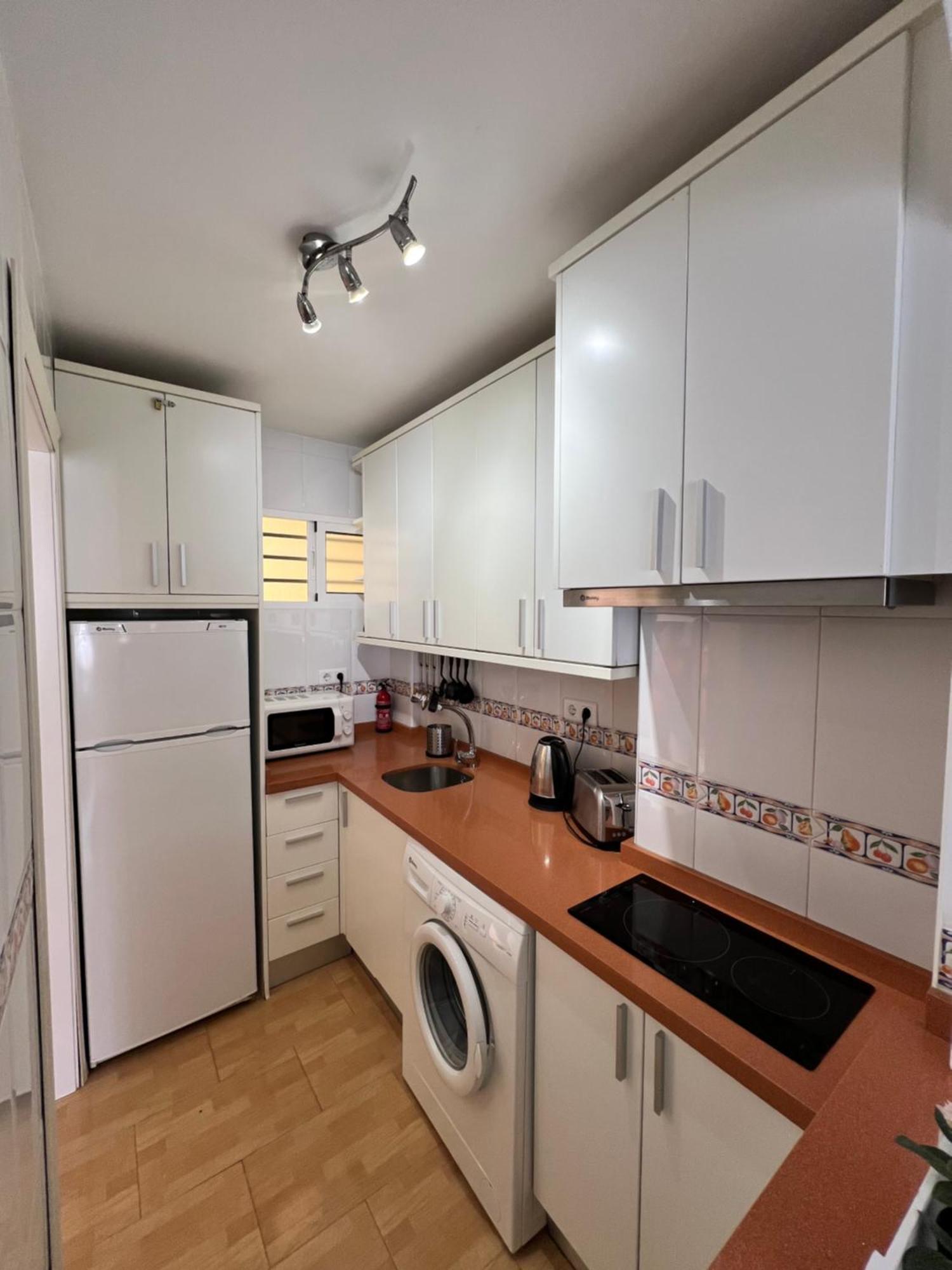Holiday Apartment Edificio Iris, BenalmáDena ベナルマデナ エクステリア 写真