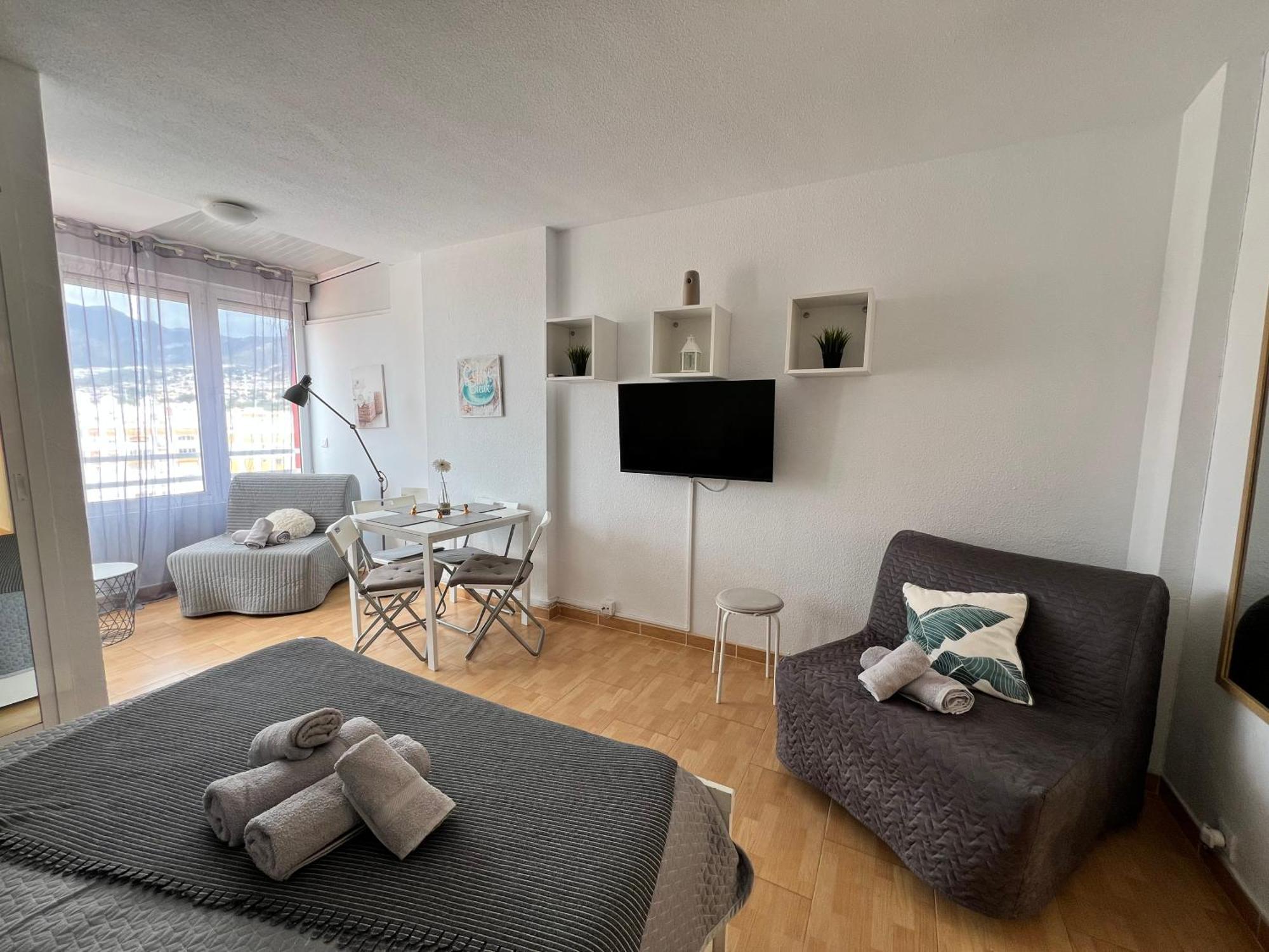 Holiday Apartment Edificio Iris, BenalmáDena ベナルマデナ エクステリア 写真